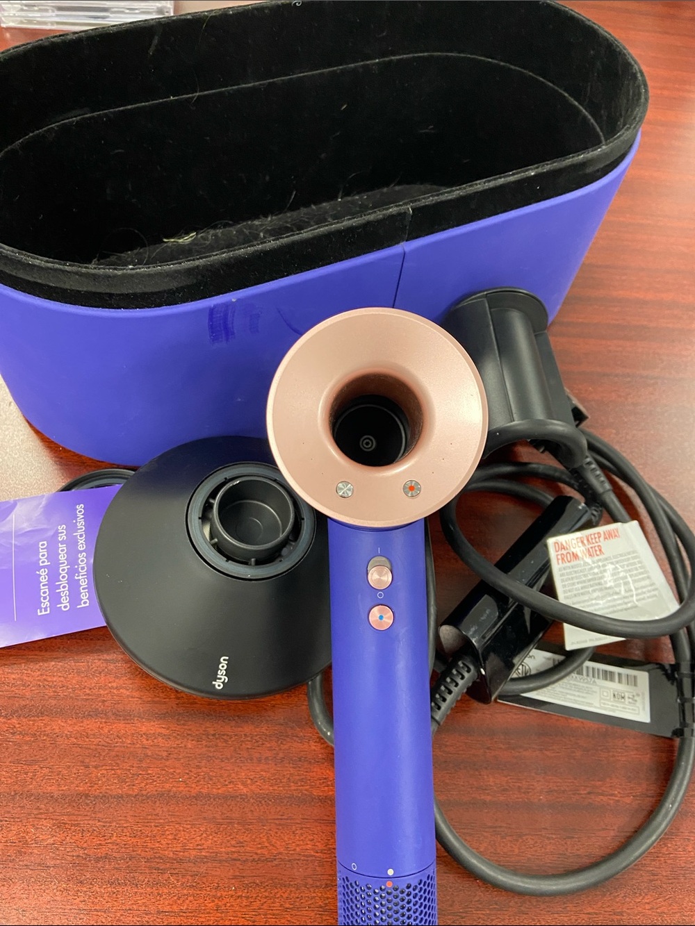 Dyson Supersonic Hair Dryer - Picture 2 of 6